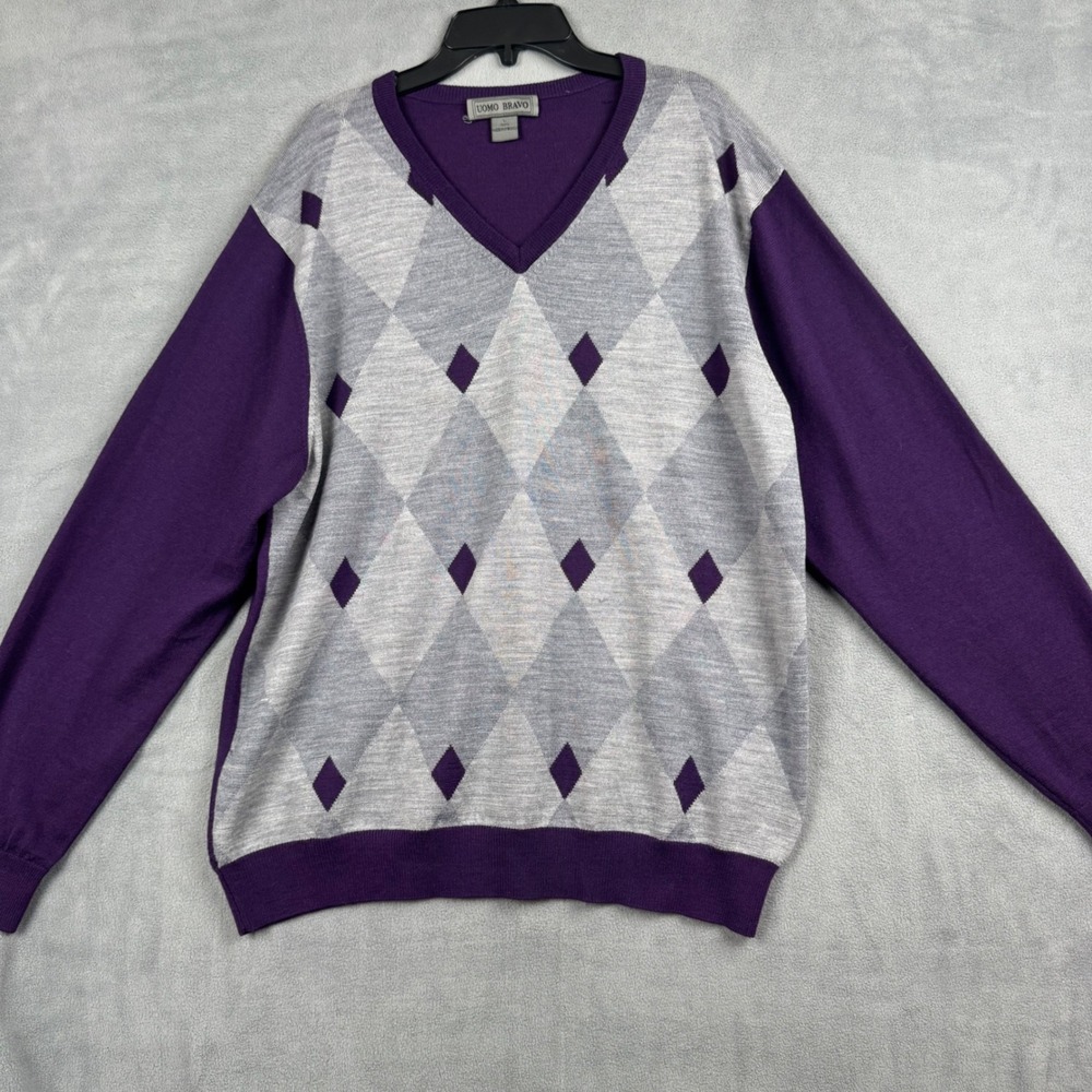 Uomo Bravo Mens Purple Grey Argyle V-Neck 100% Merino Wool Sweater Large‎
